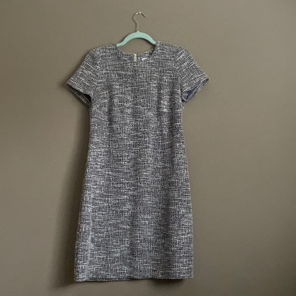 Calvin Klein Dresses & Skirts - Calvin Klein dress. Size 8